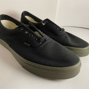 Vans ERA (Vanguard) in size 13